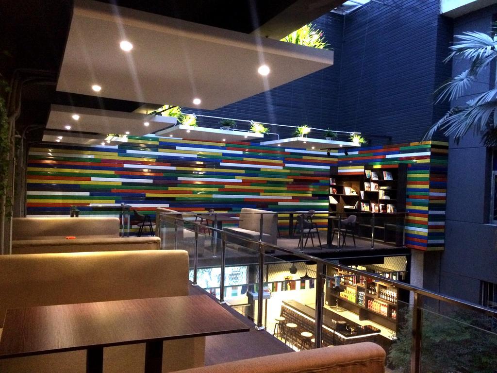 Xi'An Rainbow Youth Hotel Exterior foto